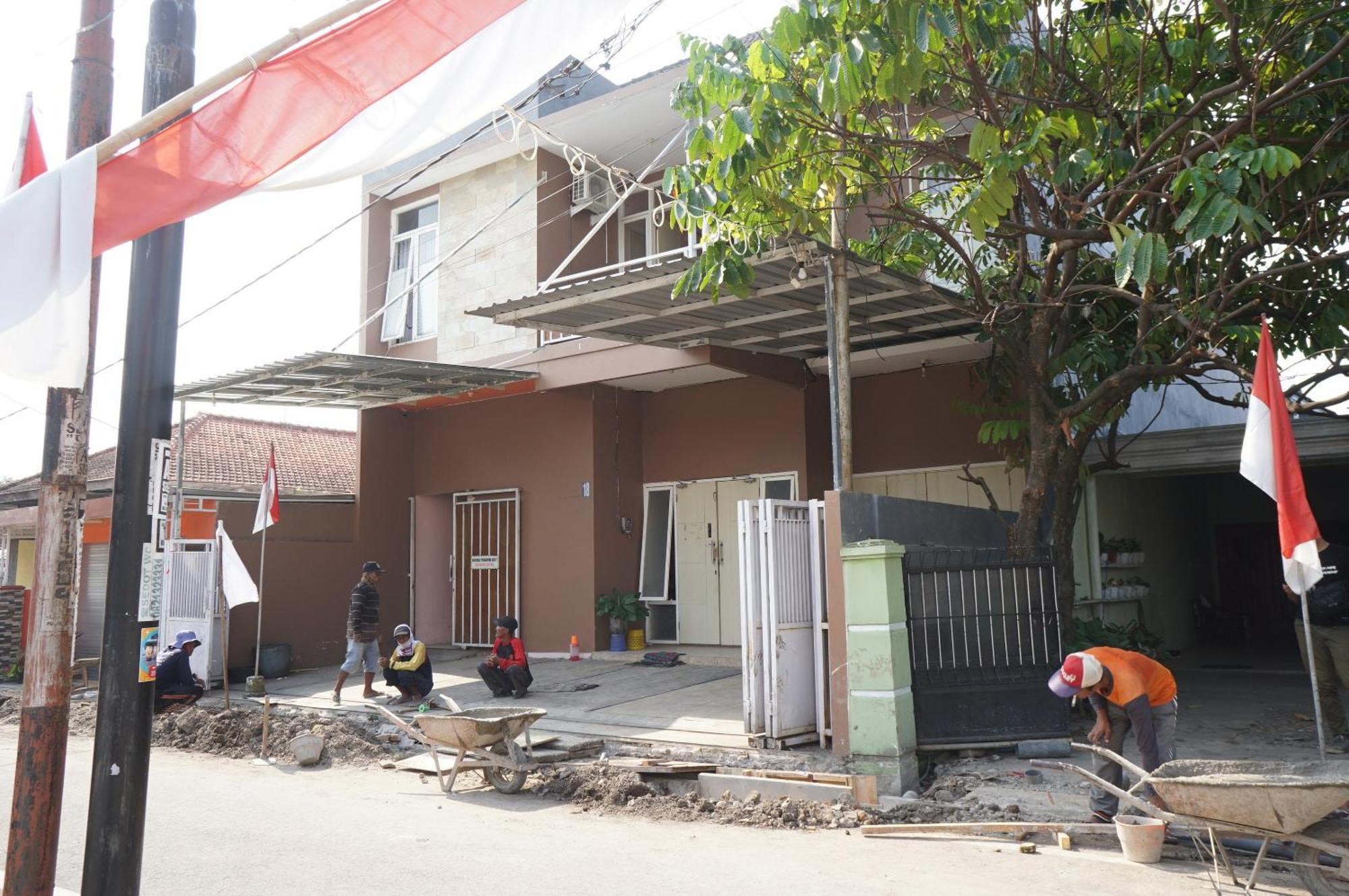 Готель Spot On 93611 Kost Pak Suyatno Syariah 2 Ponorogo Екстер'єр фото